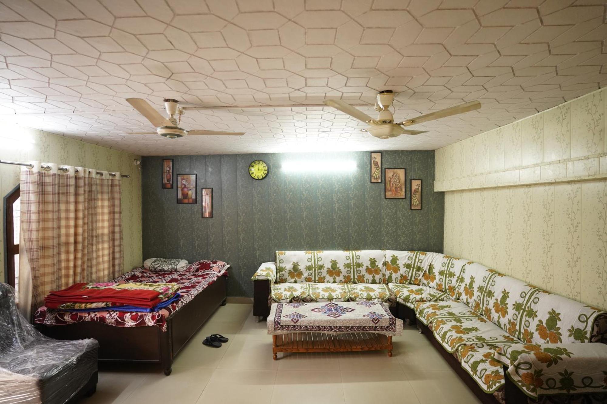 Kashi Dham Apartment *
